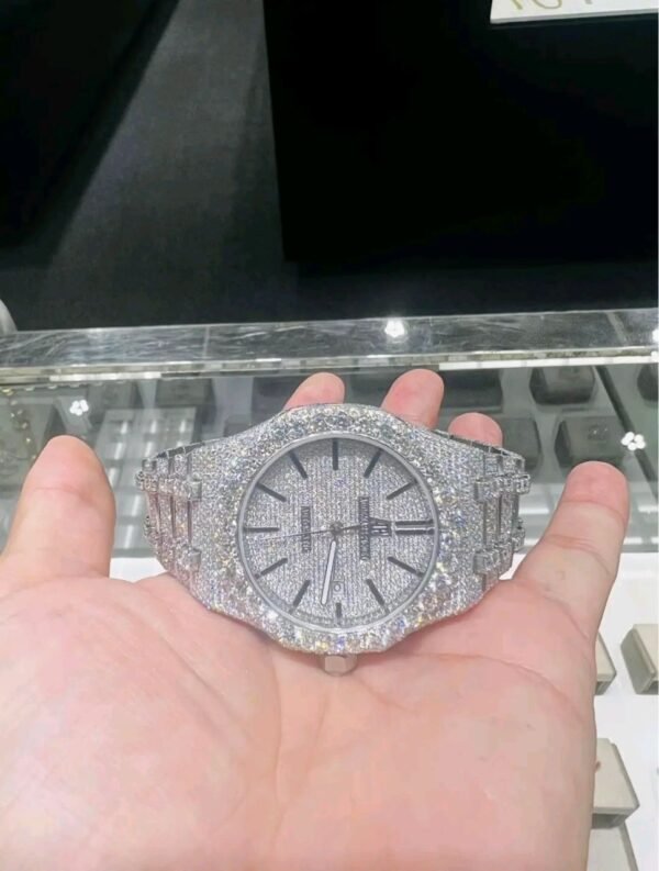 All White Regular Dial Ap