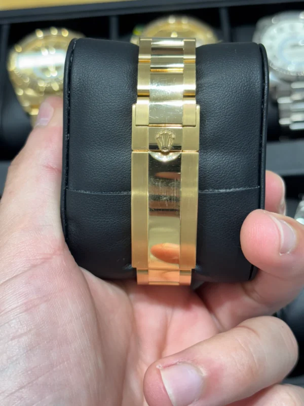 BUY ROLEX SUBMARINER 40MM | 18KT GOLD | OYSTER BRACELET | BLUE DIAL FOR SALE ONLINE