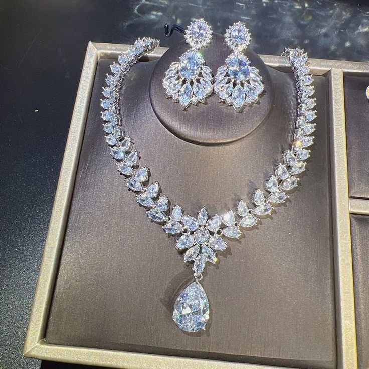 Mother’s Day jewelry gifts